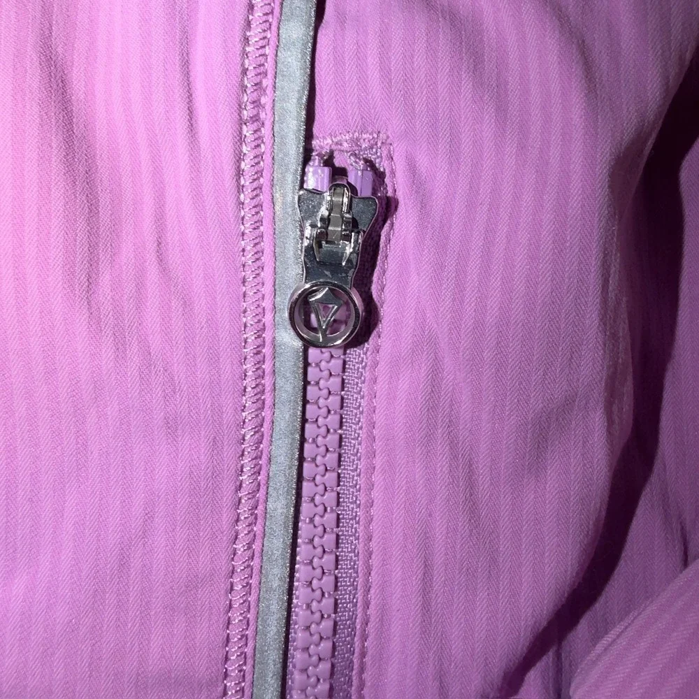 Ivivva Girls Purple Full Zip Athletic Jacket Hide a Hood Size 8